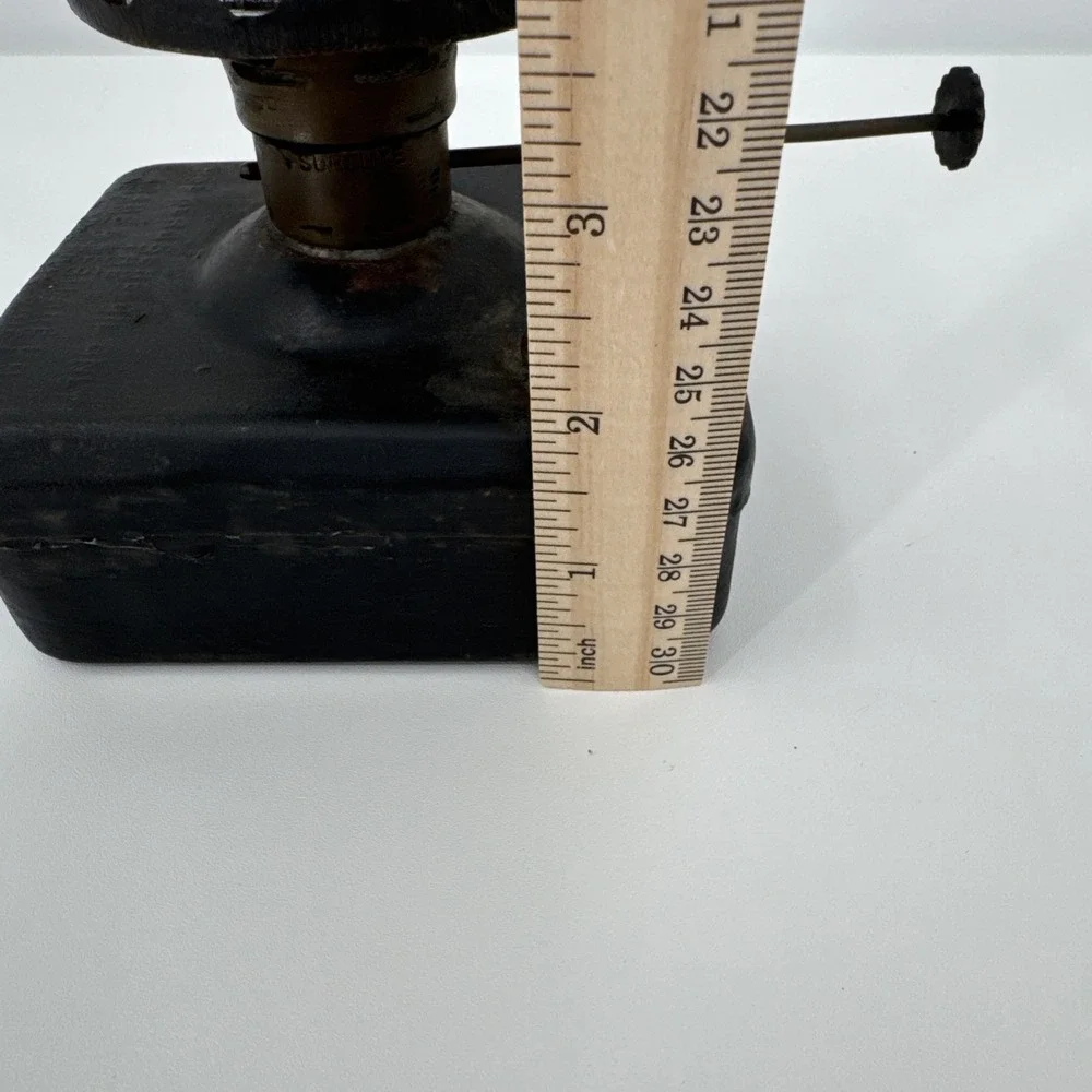 Antique Adams & Westlake‎ Co. Compact Table Top Kerosene Oil Lamp Tin Tank Glass